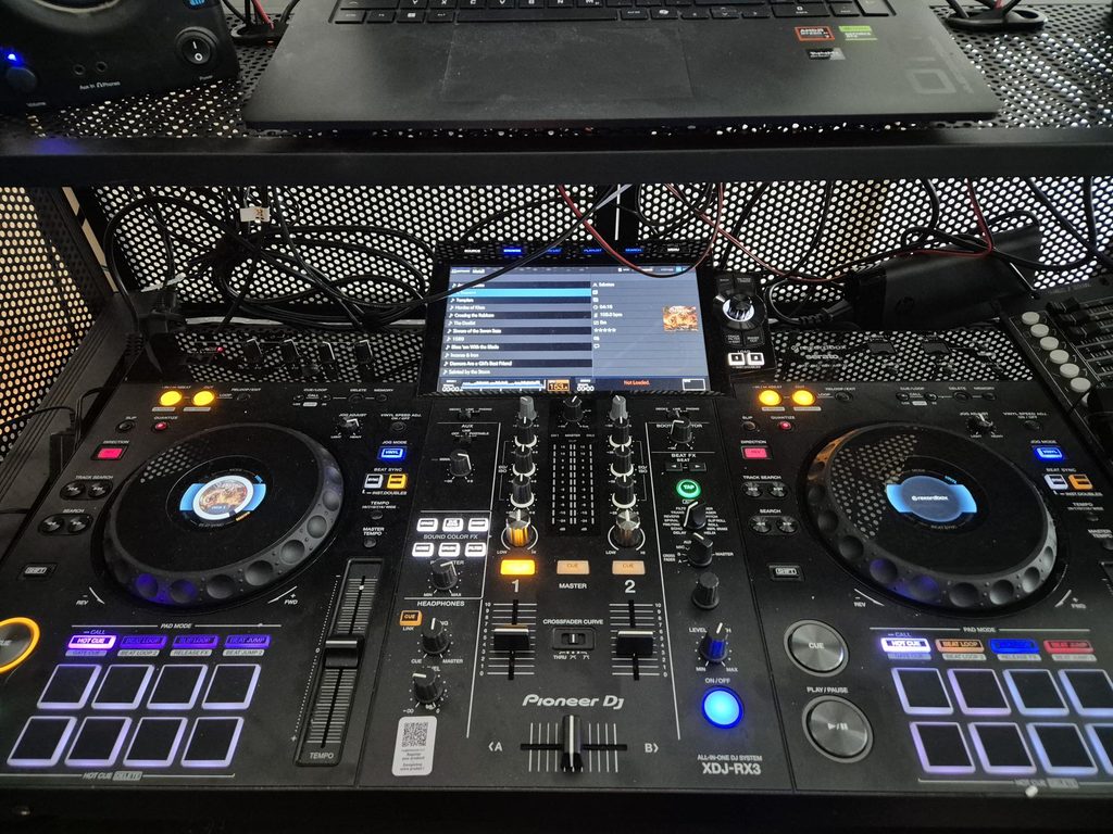 DJ-Pult von DJ EngaL